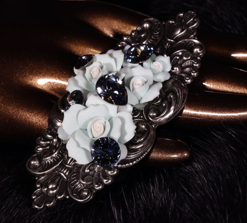 Royalte Flower Two Finger Ring